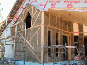straw/clay insulation installed