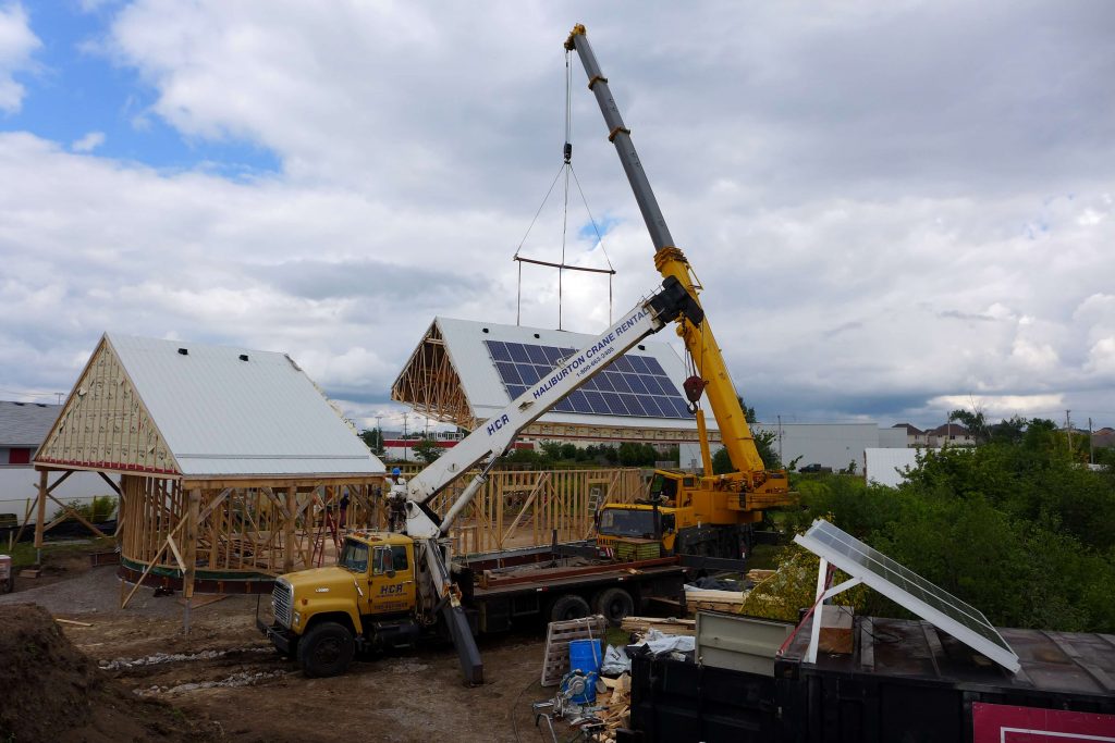Craning a roof section