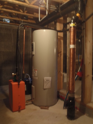 solar hot water tank